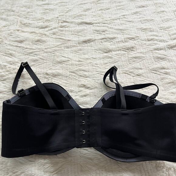 Soma Vanishing Back Multi-Way Strapless Bra in Black - Picture 4 of 10